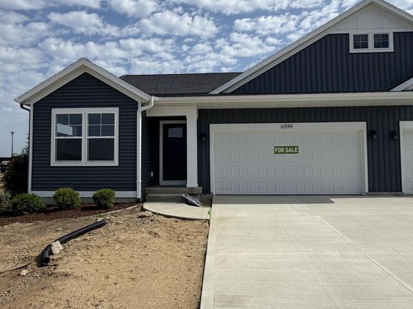 6599 Bellflower Drive SW, Unit 1, Zeeland, MI 49464
