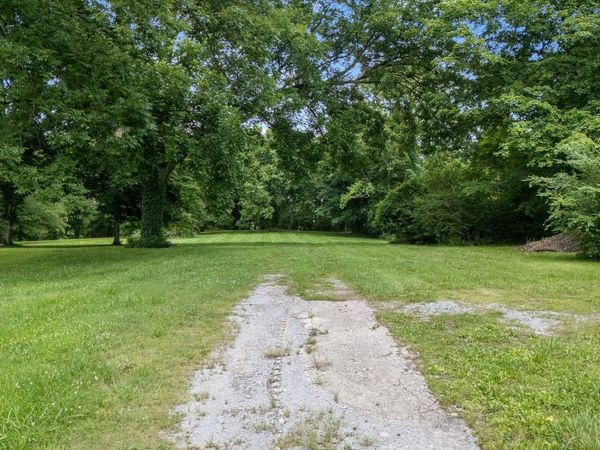 721 S Cannon Blvd , Shelbyville, TN 37160