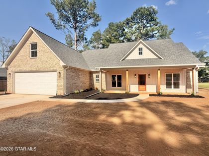 204 Meadowview Lane Columbus, MS 39702