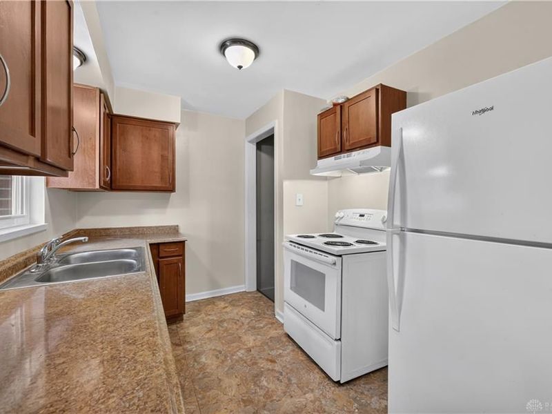 4022 Foxboro Drive, Dayton, OH 45416 Photo 10