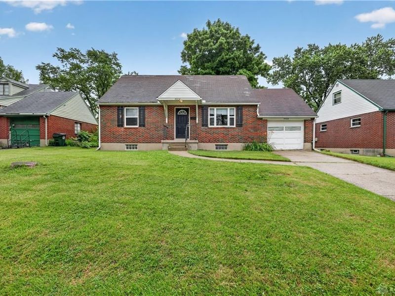 4022 Foxboro Drive, Dayton, OH 45416 Photo 2