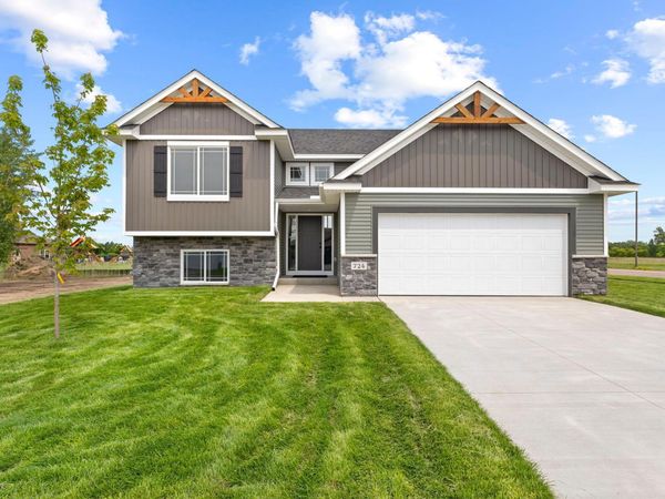 718 Margaret Lane NE, Isanti, MN 55040