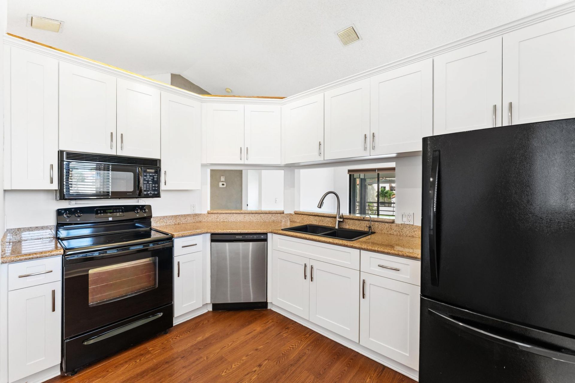 18 VÃ­a De Casas Sur, Unit 205, Boynton Beach, FL 33426 Photo