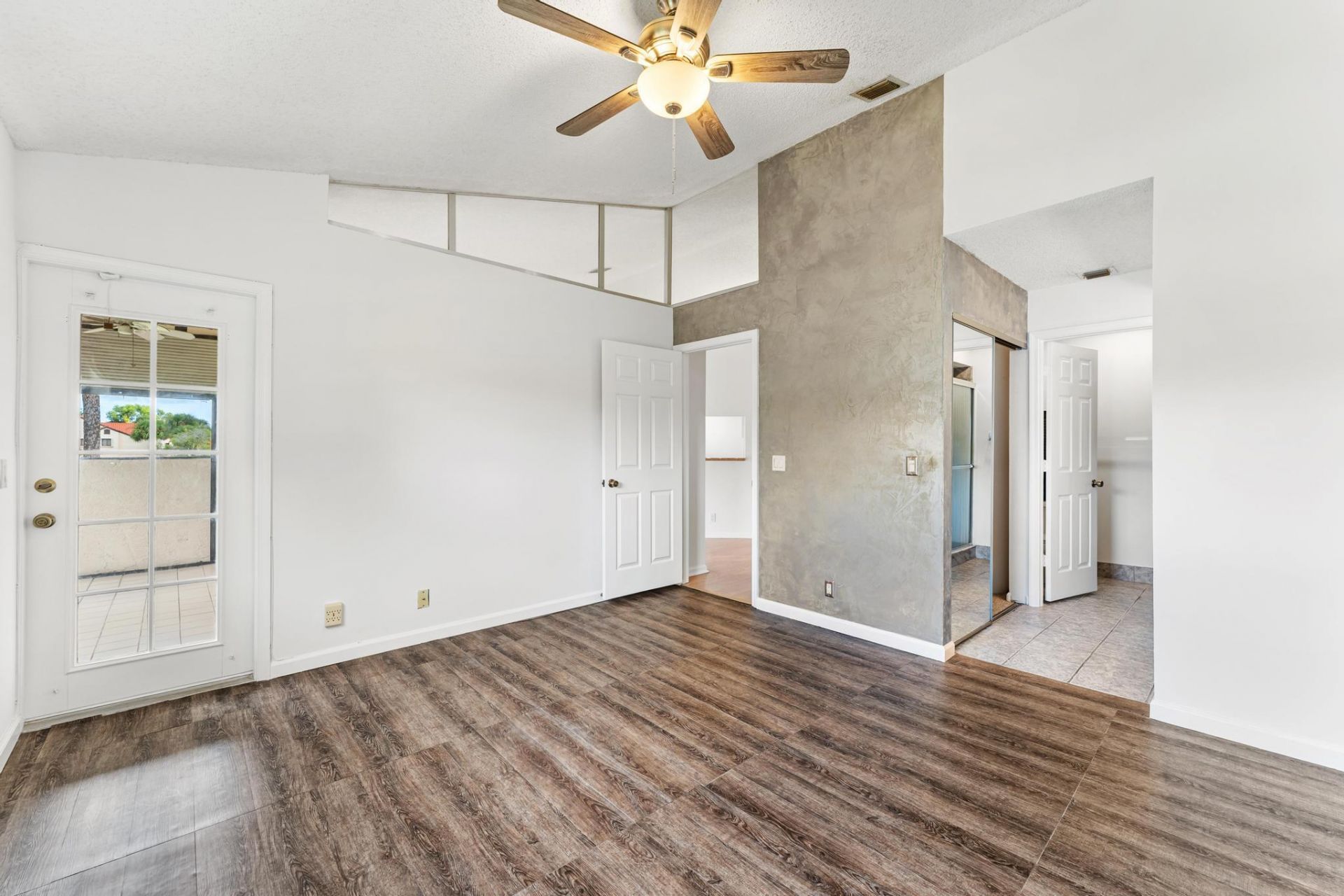 18 VÃ­a De Casas Sur, Unit 205, Boynton Beach, FL 33426 Photo