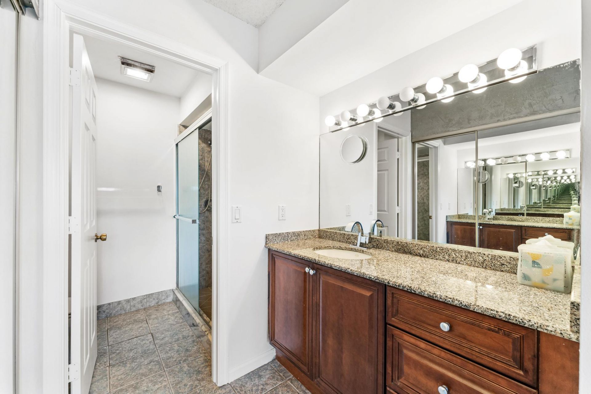 18 VÃ­a De Casas Sur, Unit 205, Boynton Beach, FL 33426 Photo