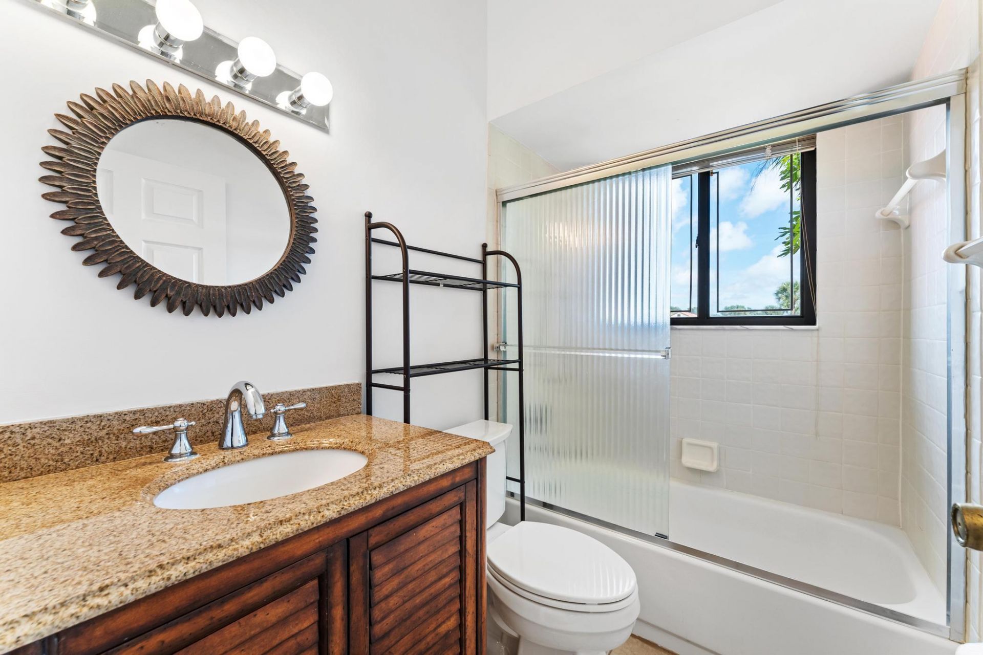 18 VÃ­a De Casas Sur, Unit 205, Boynton Beach, FL 33426 Photo