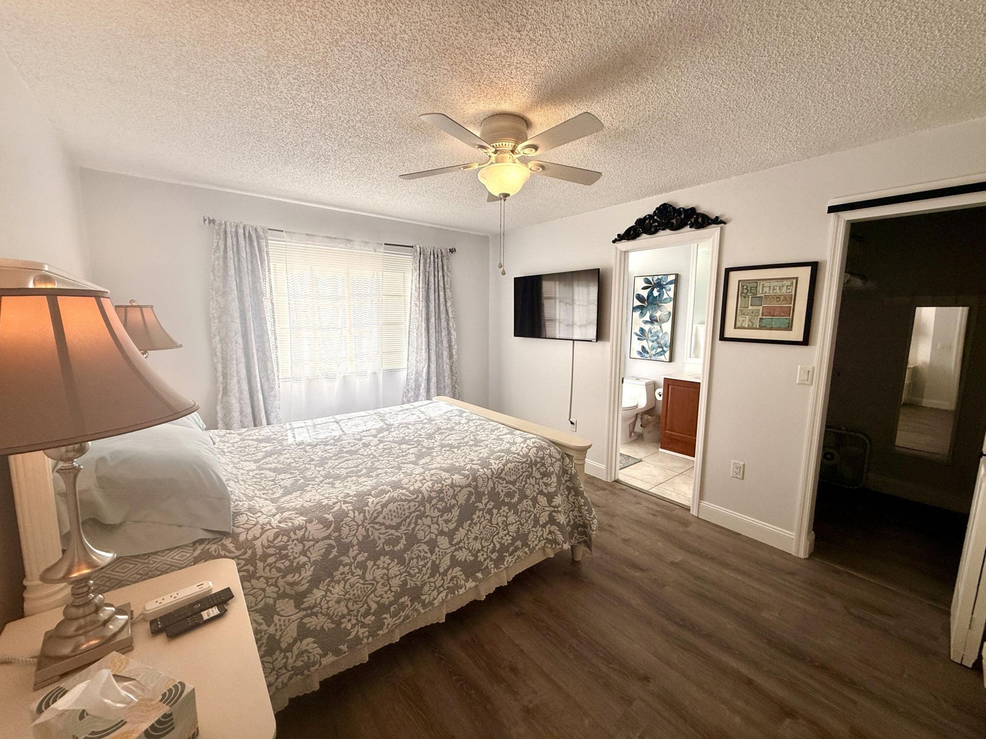 1707 Village Boulevard, Unit 112, West Palm Beach, FL 33409 Photo