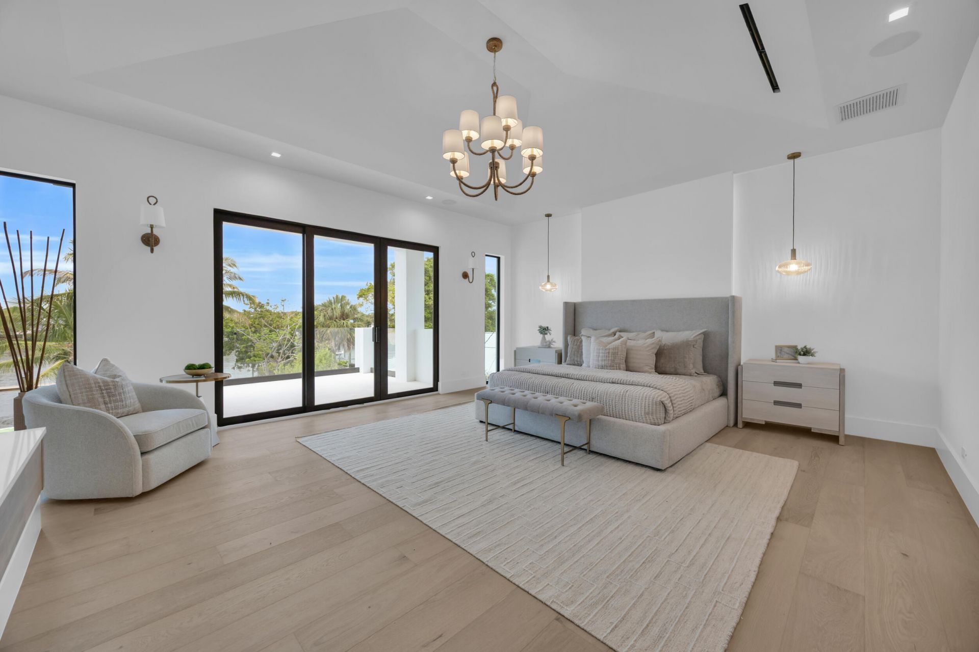 19175 W Riverside Drive, Tequesta, FL 33469 Photo