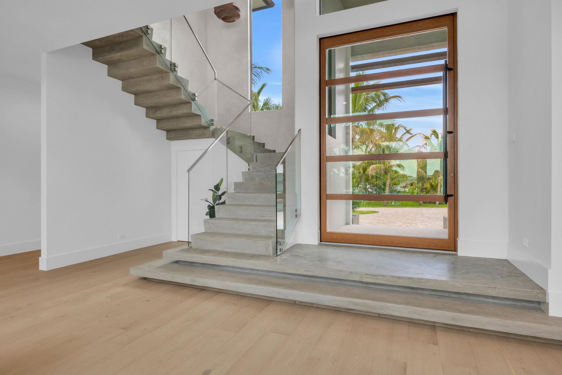 19175 W Riverside Drive, Tequesta, FL 33469 Photo