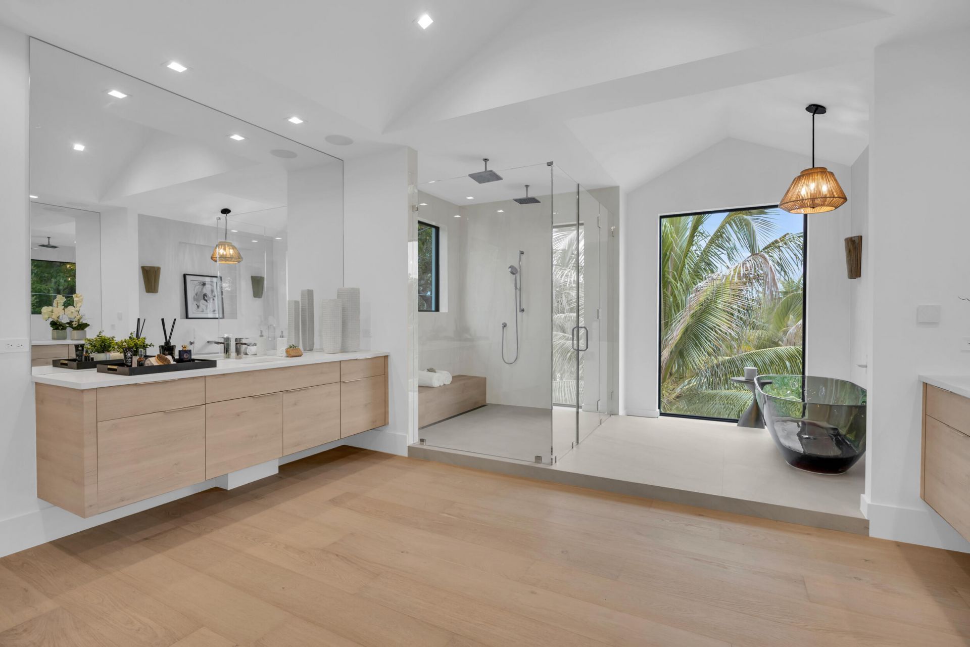 19175 W Riverside Drive, Tequesta, FL 33469 Photo