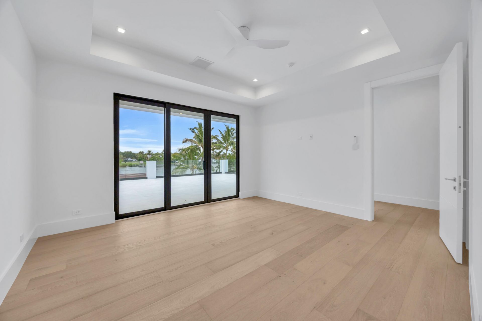 19175 W Riverside Drive, Tequesta, FL 33469 Photo