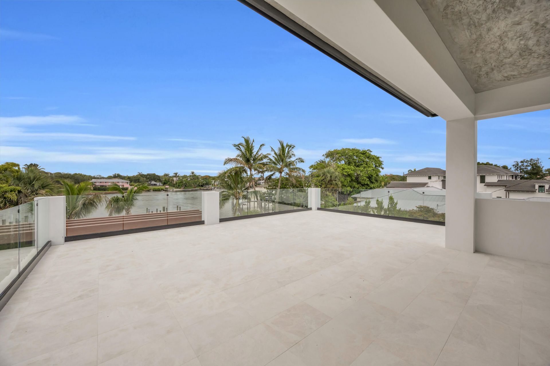 19175 W Riverside Drive, Tequesta, FL 33469 Photo