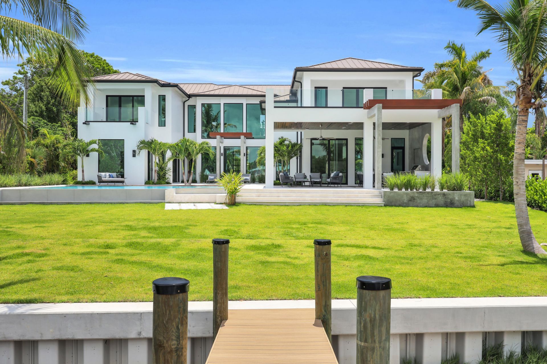 19175 W Riverside Drive, Tequesta, FL 33469 Photo