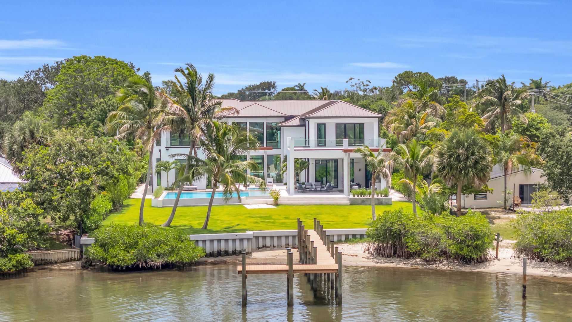 19175 W Riverside Drive, Tequesta, FL 33469 Photo
