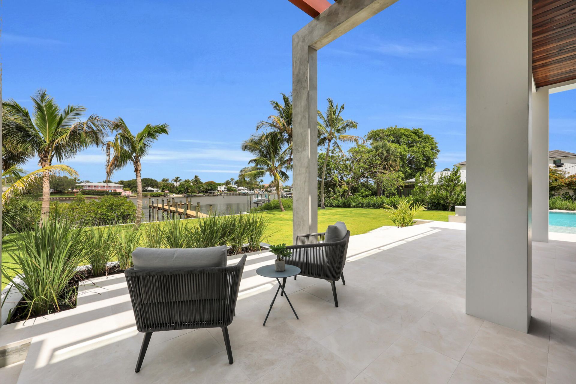 19175 W Riverside Drive, Tequesta, FL 33469 Photo