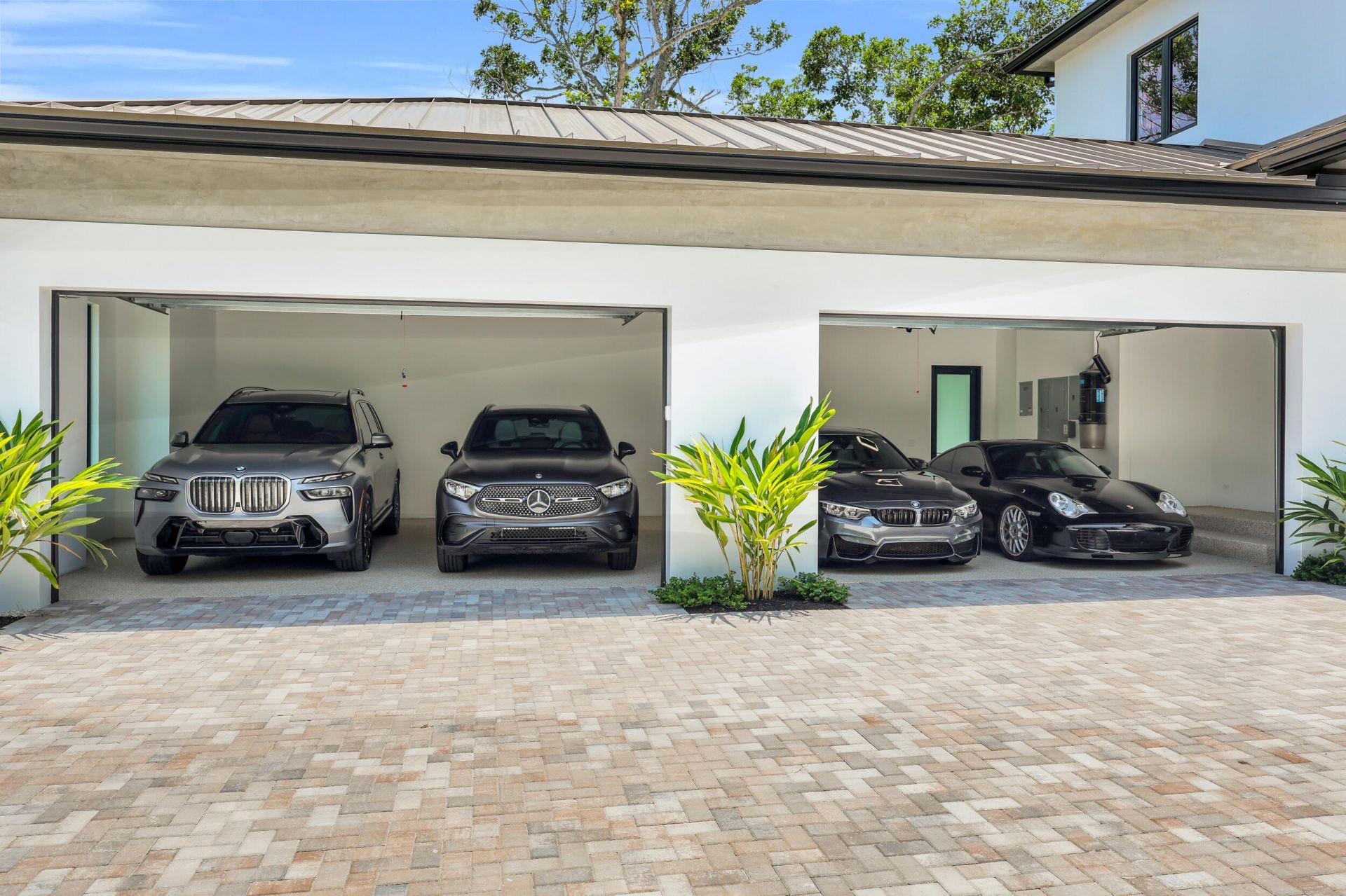 19175 W Riverside Drive, Tequesta, FL 33469 Photo
