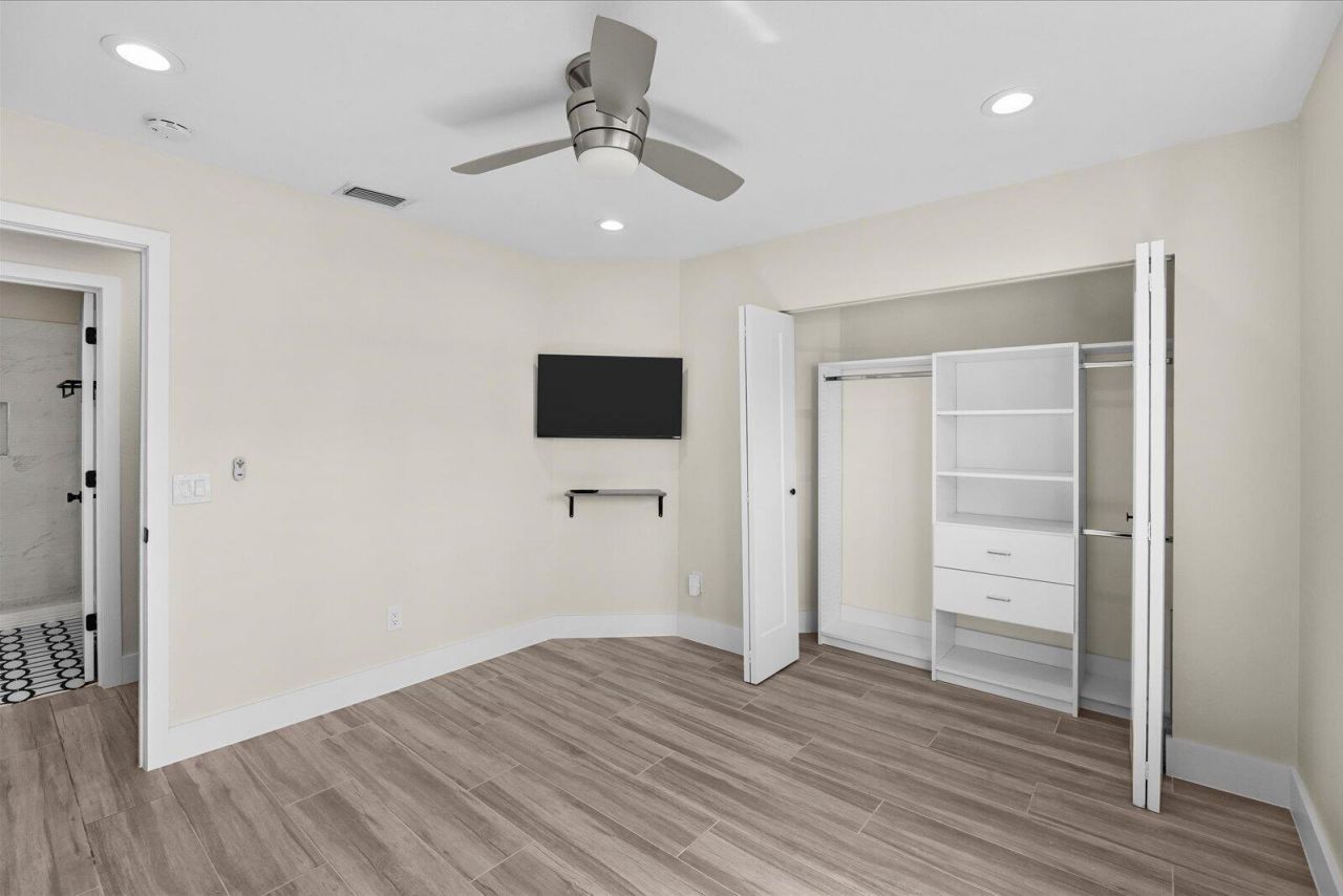 160 NE Twylite Terrace, Port Saint Lucie, FL 34983 Photo