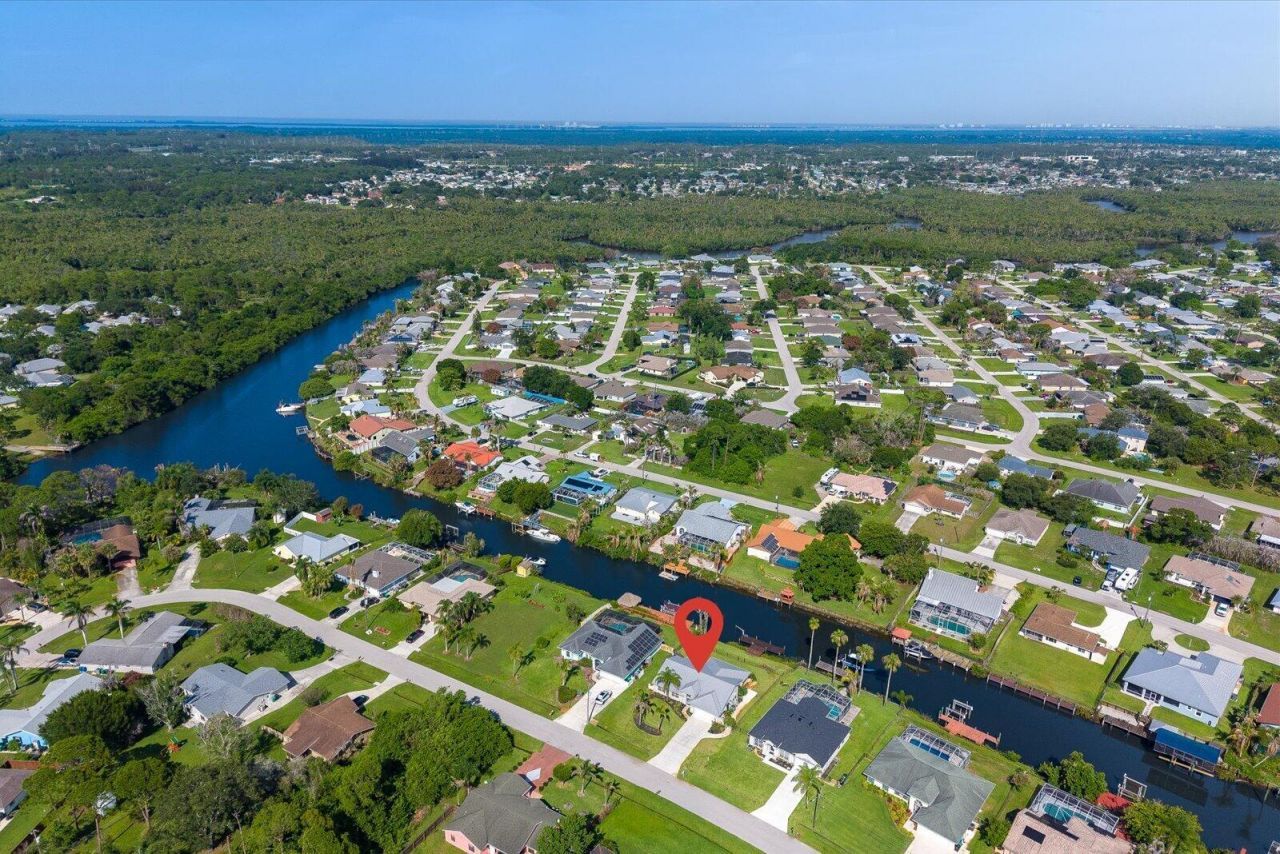 160 NE Twylite Terrace, Port Saint Lucie, FL 34983 Photo