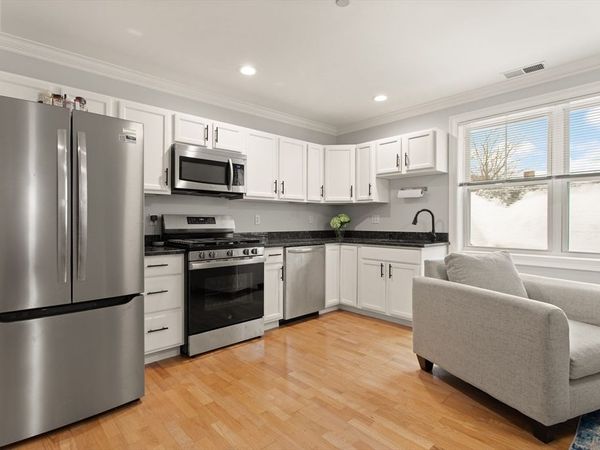 40 Hancock St, Unit 10, Boston, MA 02125
