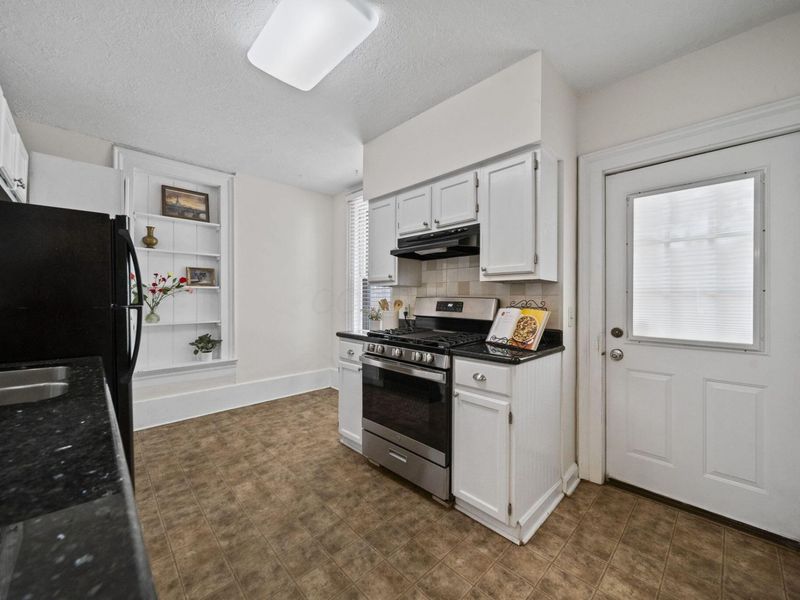 338 W 1st Avenue, Columbus, OH 43201 Photo 10