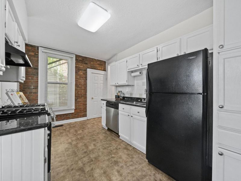338 W 1st Avenue, Columbus, OH 43201 Photo 12