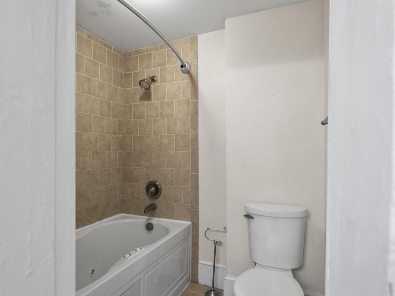 338 W 1st Avenue, Columbus, OH 43201 Photo 17