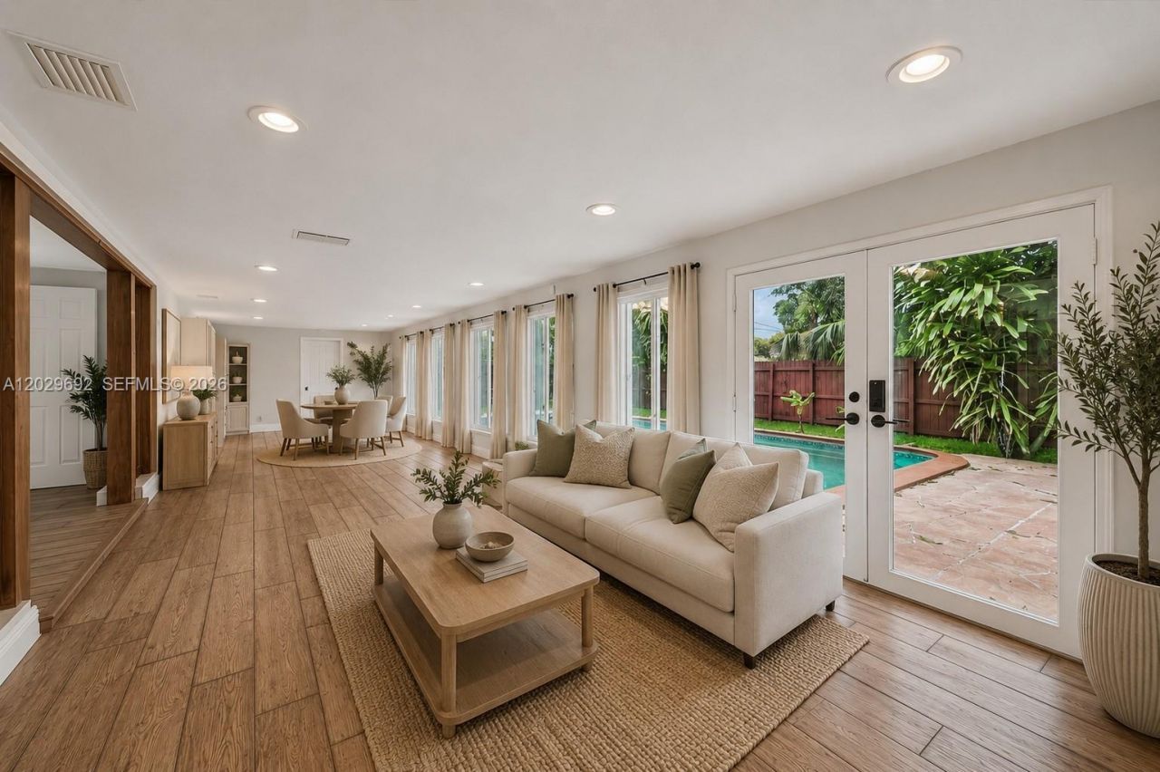 5501 Pine Ter, Plantation, FL 33317 Photo