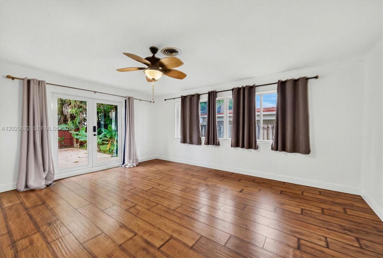 5501 Pine Ter, Plantation, FL 33317 Photo