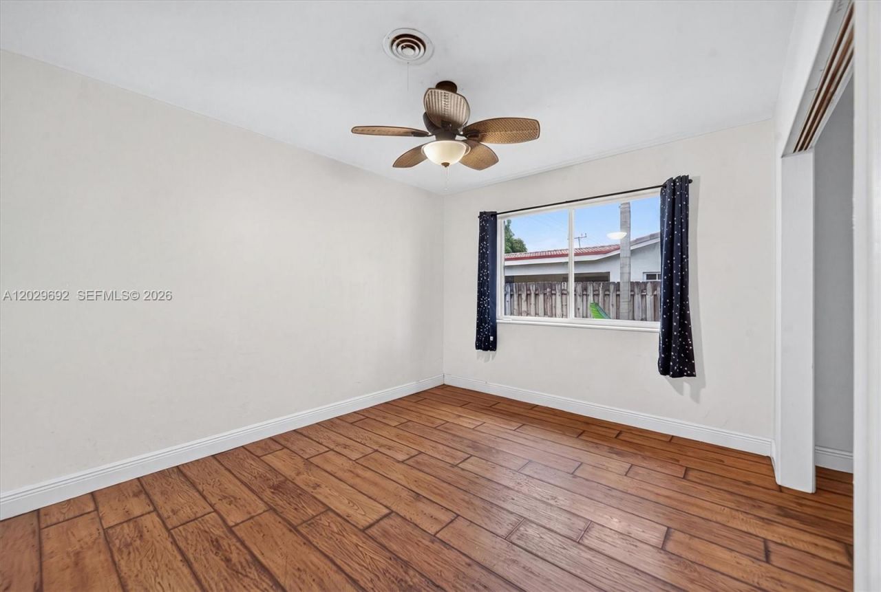 5501 Pine Ter, Plantation, FL 33317 Photo