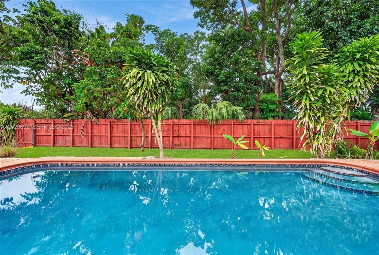 5501 Pine Ter, Plantation, FL 33317 Photo
