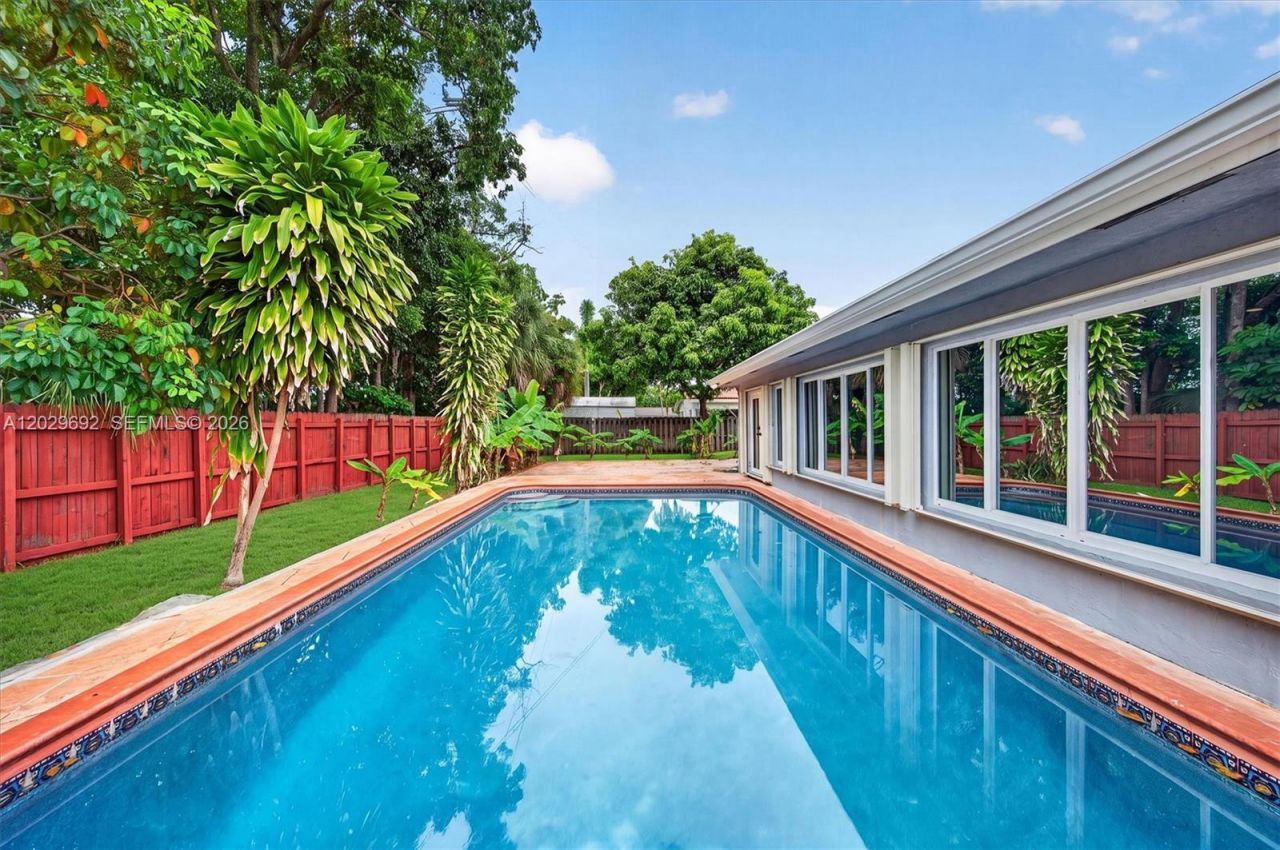 5501 Pine Ter, Plantation, FL 33317 Photo