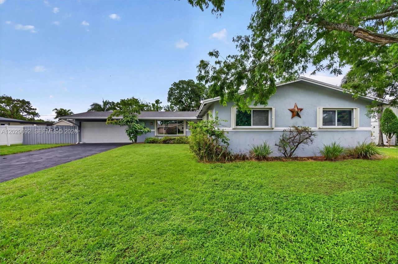 5501 Pine Ter, Plantation, FL 33317 Photo