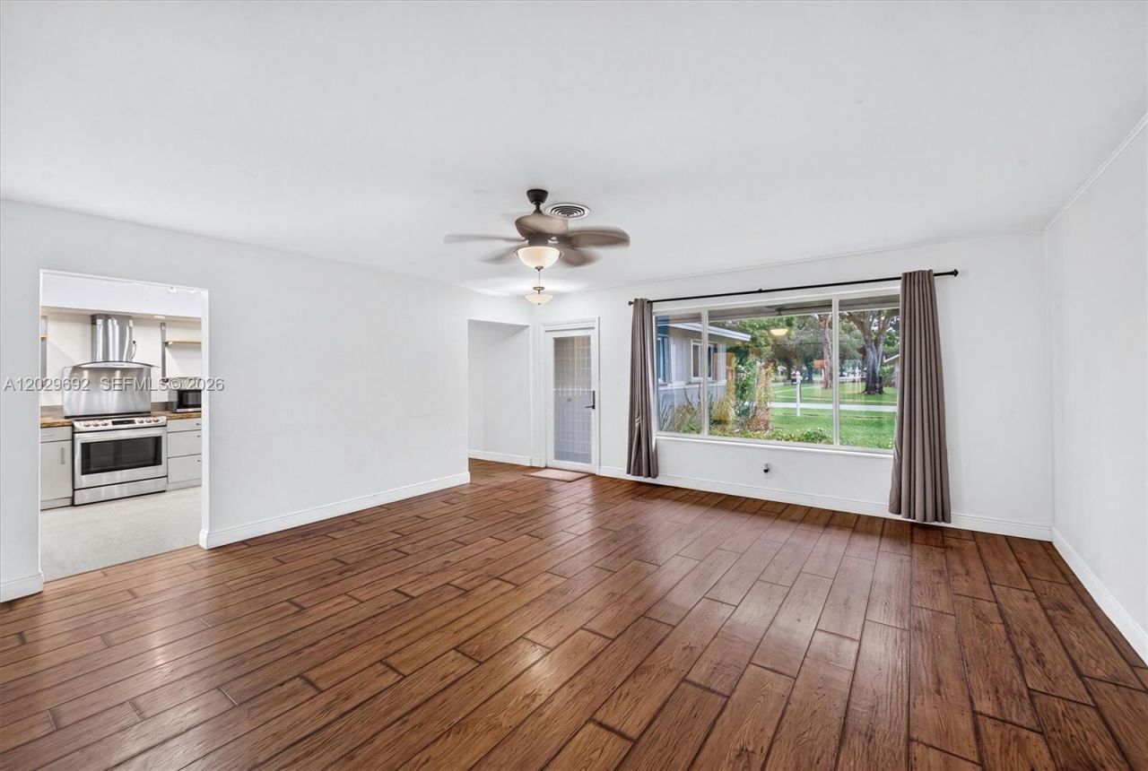5501 Pine Ter, Plantation, FL 33317 Photo