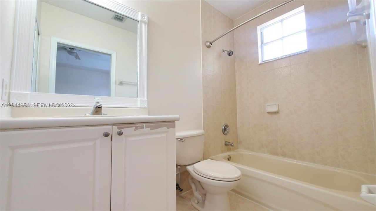 3976 SW 157th Ave , Unit 219, Miramar, FL 33027 Photo