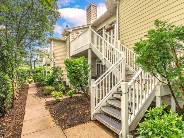 24 Wescott Road, Bedminster, NJ 07921