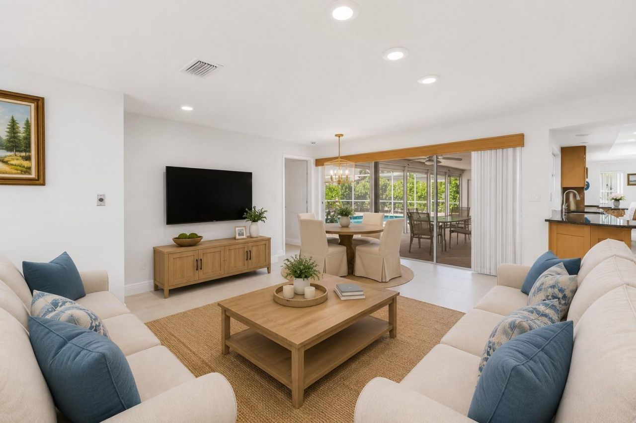 2067 Massachusetts Avenue Ne, Saint Petersburg, FL 33703 Photo