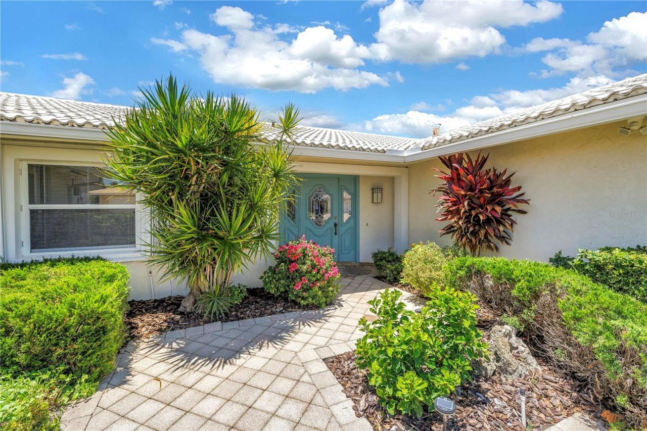 2067 Massachusetts Avenue Ne, Saint Petersburg, FL 33703 Photo
