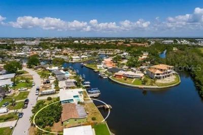 2067 Massachusetts Avenue Ne, Saint Petersburg, FL 33703 Photo