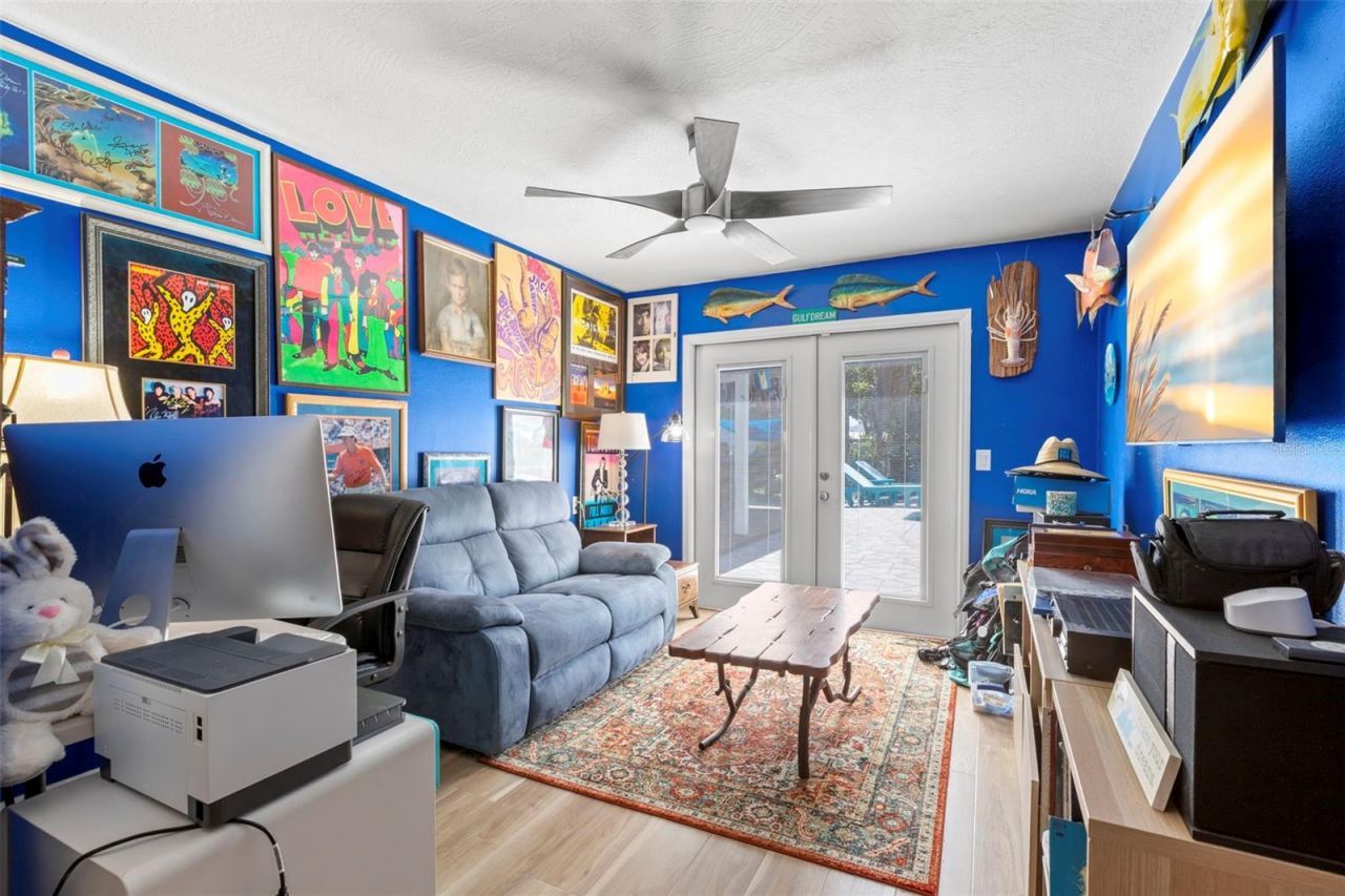 121 Carlyle Drive, Palm Harbor, FL 34683 Photo