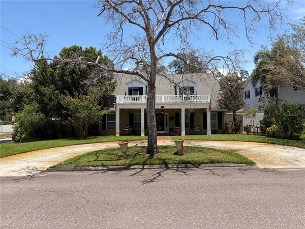 4121 W DE LEON STREET , TAMPA, FL 33609