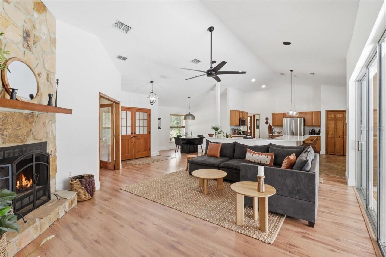 12143 NE 47th Place, Silver Springs, FL 34488 Photo