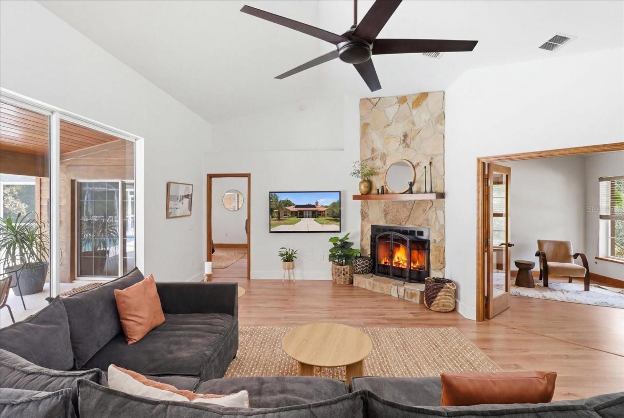 12143 NE 47th Place, Silver Springs, FL 34488 Photo