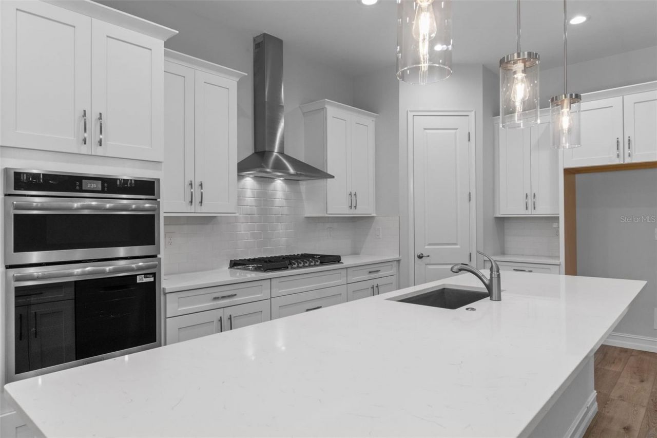 6671 Summit View Drive , Brooksville, FL 34601 Photo