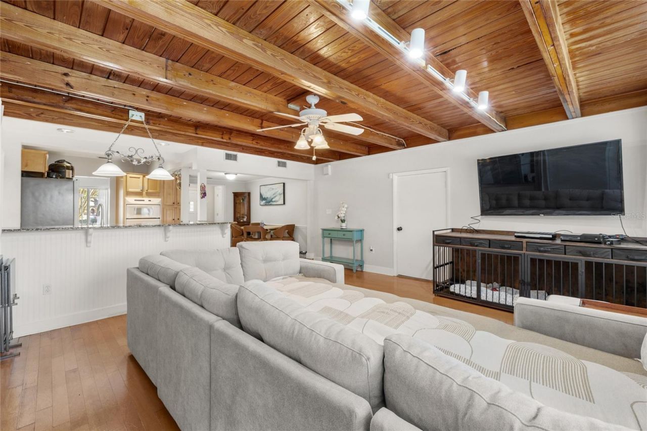 807 Silver Drive , Orlando, FL 32804 Photo