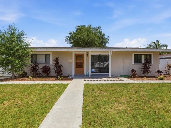410 42ND AVENUE NE, ST PETERSBURG, FL 33703