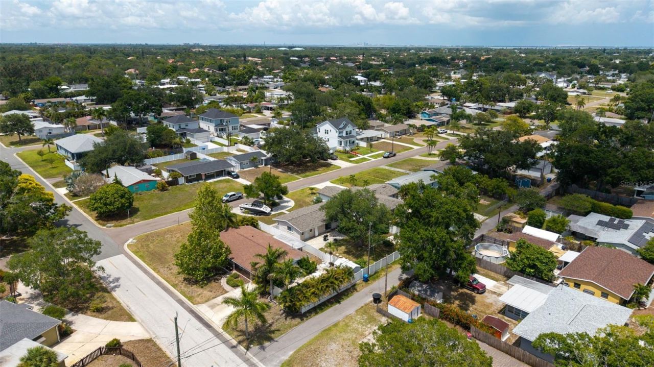 410 42nd Avenue Ne, Saint Petersburg, FL 33703 Photo