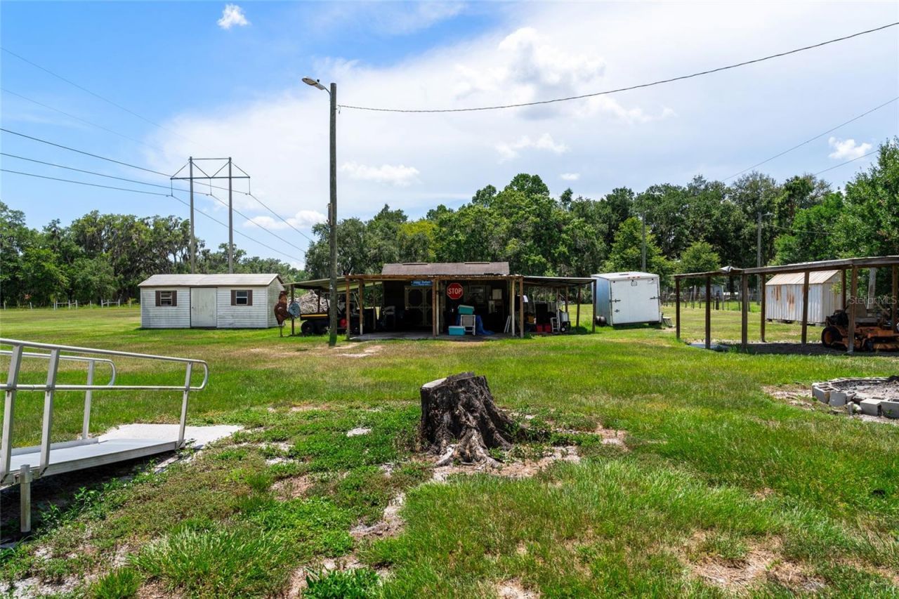 5709 Luckasavage Road, Plant City, FL 33567 Photo