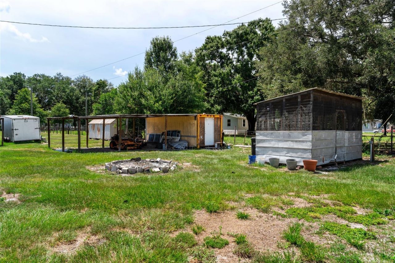 5709 Luckasavage Road, Plant City, FL 33567 Photo