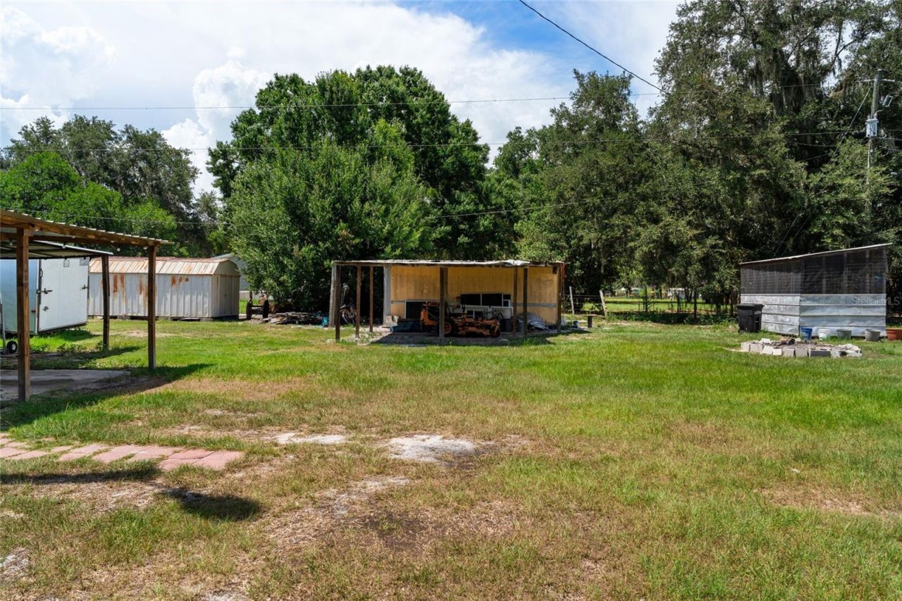 5709 Luckasavage Road, Plant City, FL 33567 Photo