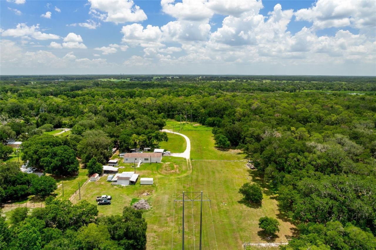 5709 Luckasavage Road, Plant City, FL 33567 Photo